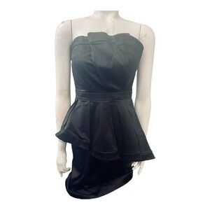 Beautiful lady like Bebe Strapless dress (6)